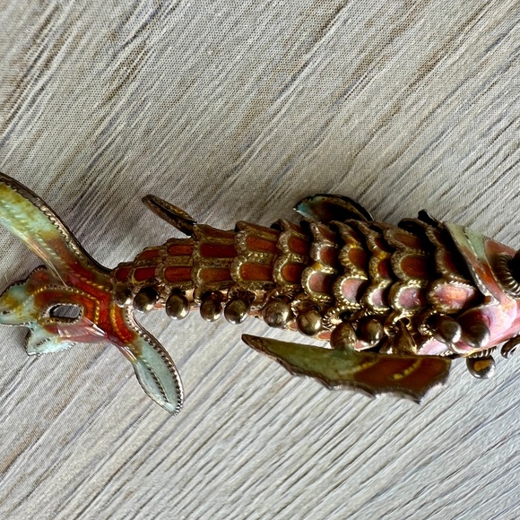 Vintage Chinese Articulated Enamel Fish Pendant – Cloisonné, Rare Extra Fins - Picture 2 of 8